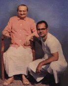 Meher Baba and Bhau Kalchuri at Meherazad, 1967